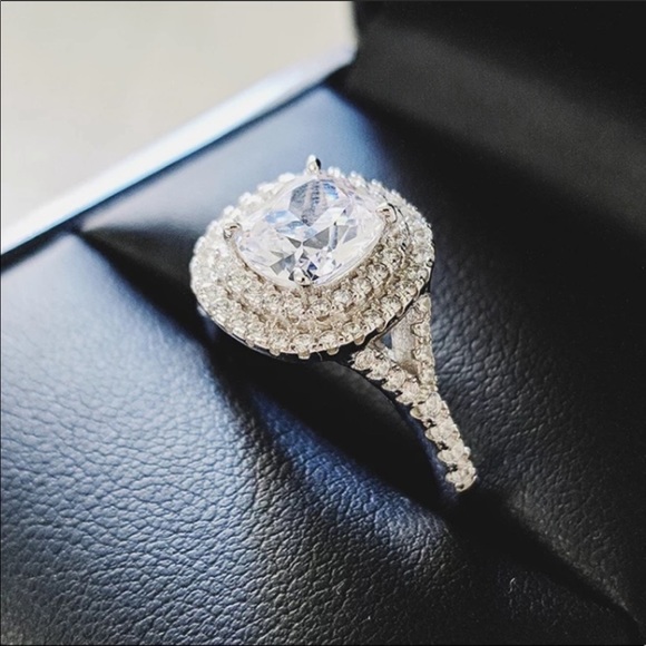 NEWπ925 Sterling Silver Diamond Halo Ring - Picture 4 of 8